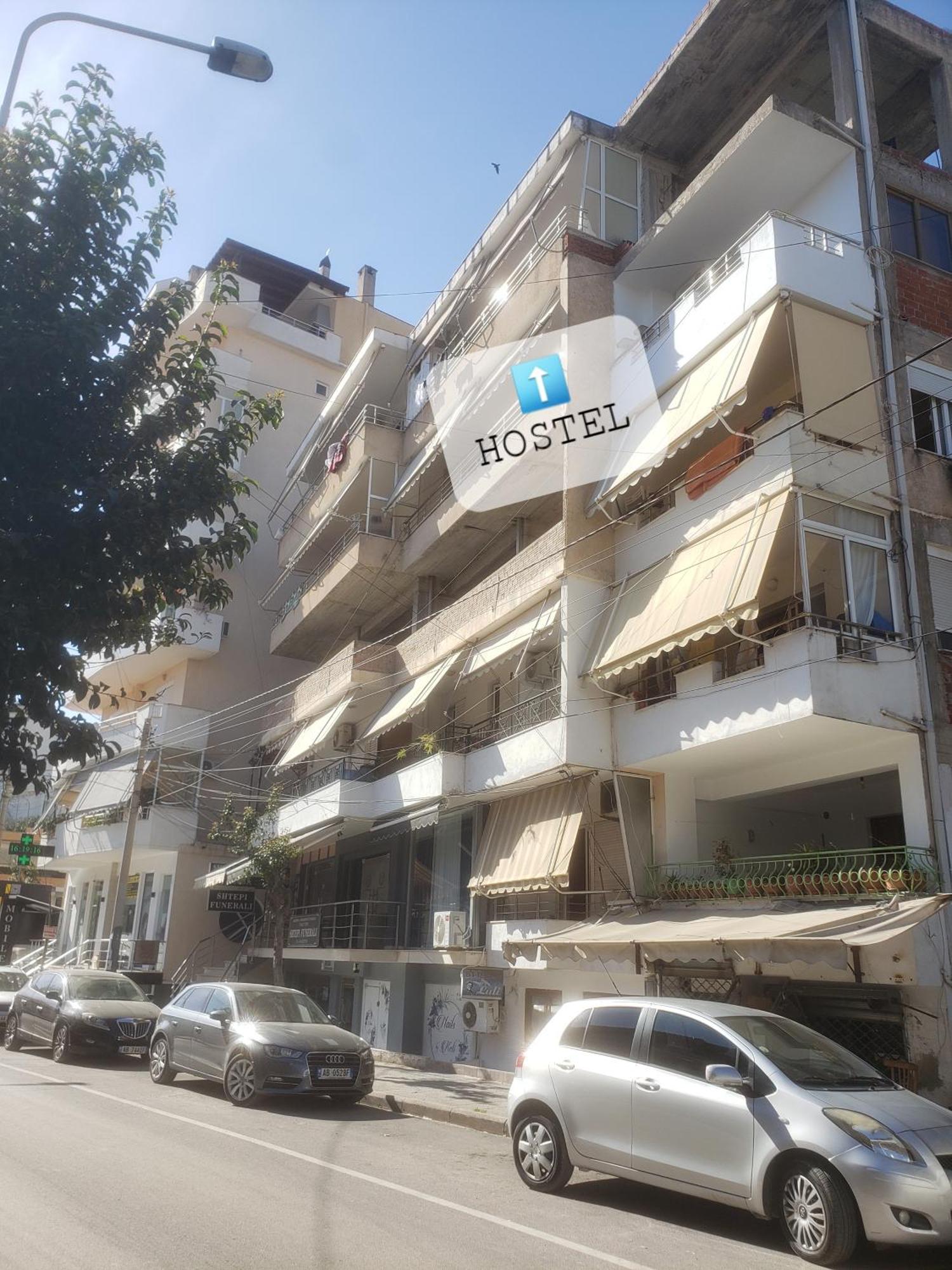 סרנדה Mona'S Hostel מראה חיצוני תמונה